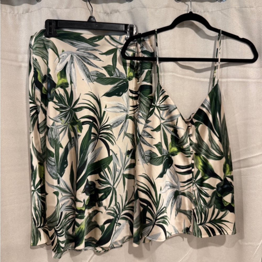 Victorias Secret Tropical Leaf Print Camisole and Skirt Set